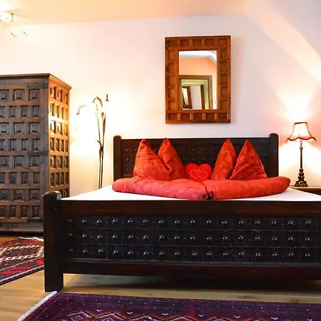 Gaestehaus Turm Wachau Konukevi Weissenkirchen in der Wachau