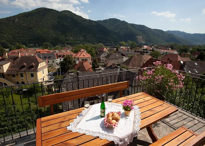 Gaestehaus Turm Wachau Weißenkirchen in der Wachau